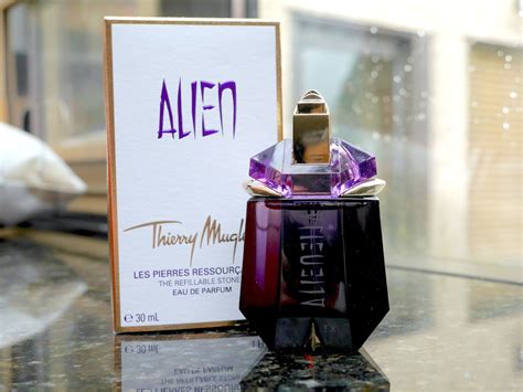 perfume review alien